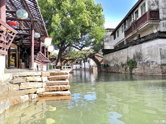 北大老师韦东奕谈爆红,爆红带给了他什么?-问题是智者的启迪